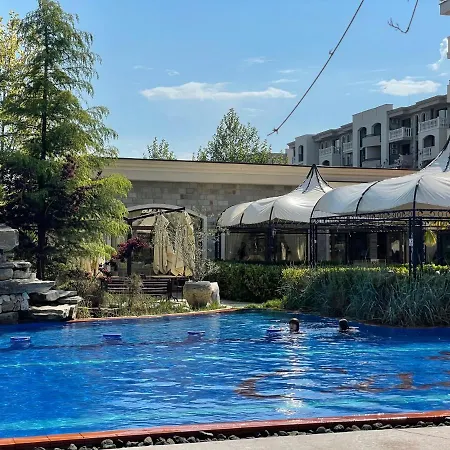 Апартамент Sunny Apartments Cascada
